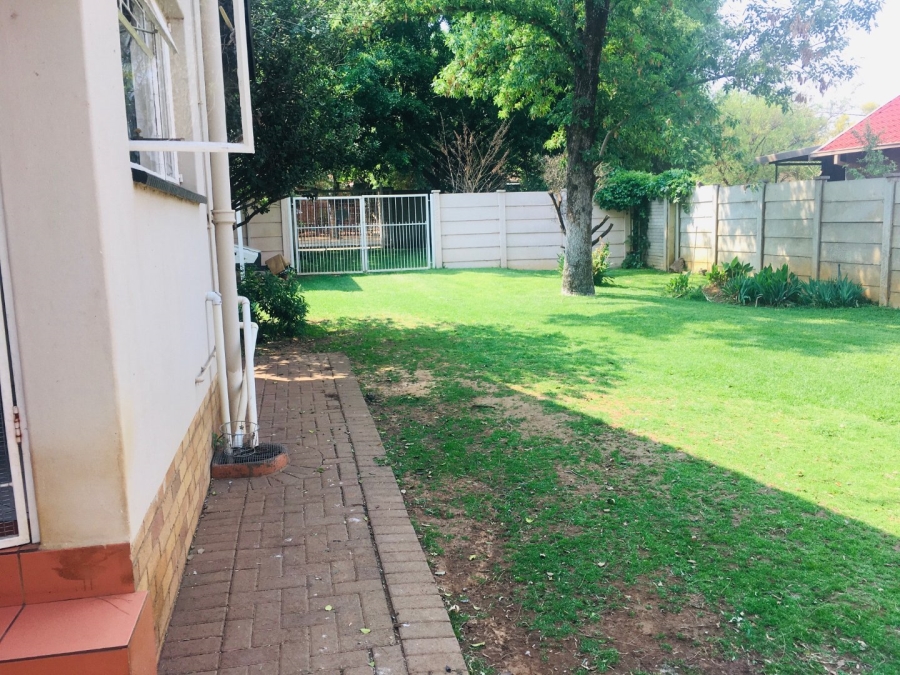 4 Bedroom Property for Sale in Flamwood North West